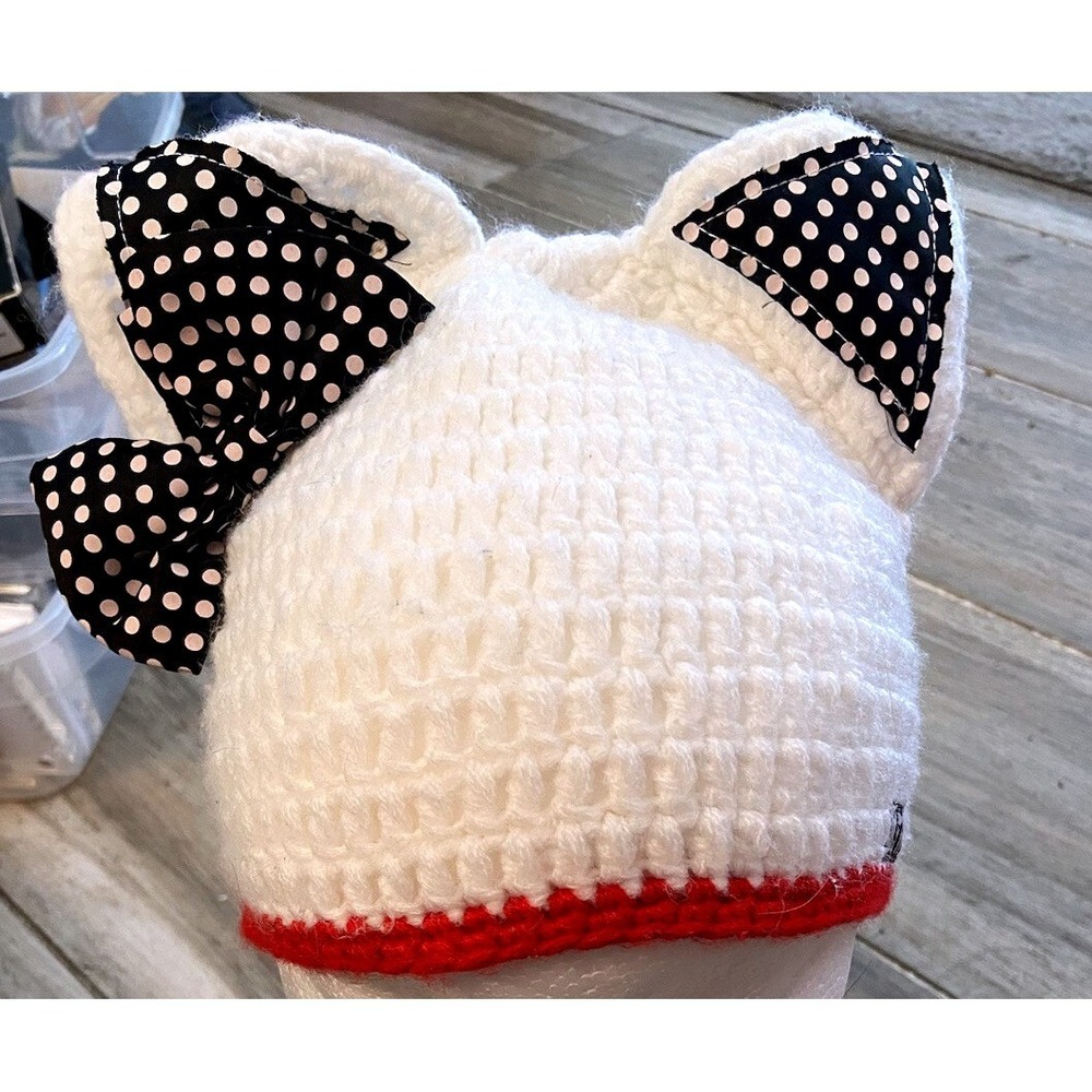 Neff Hello Kitty Style Crochet Beanie Cat Ears‎ Polka Dot Bow White Red Trim